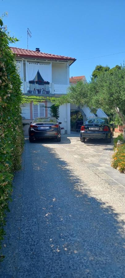 ラブ Sobe Sotic Bed & Breakfast エクステリア 写真