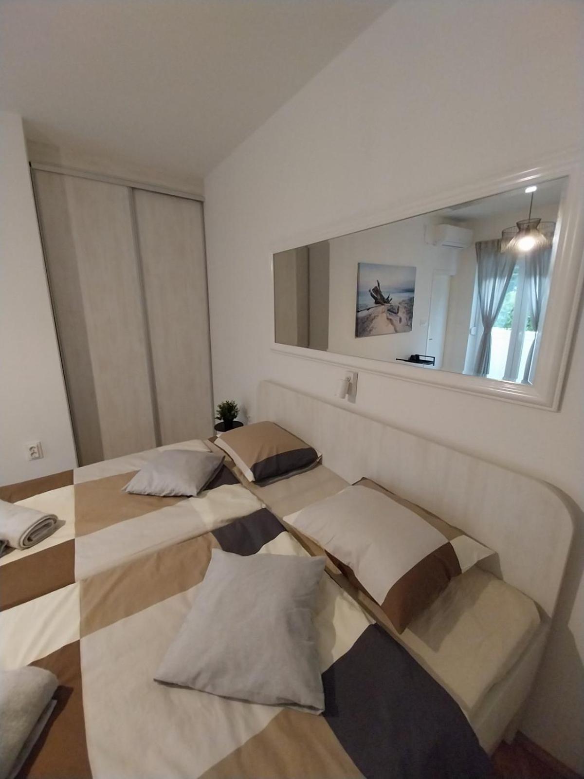 ラブ Sobe Sotic Bed & Breakfast エクステリア 写真