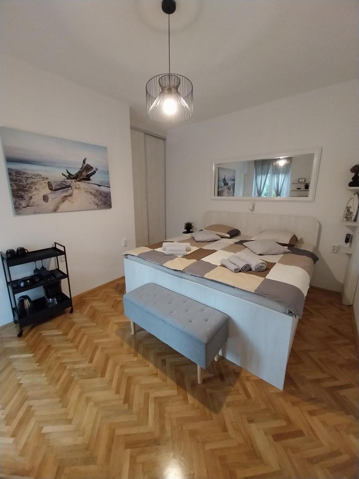 ラブ Sobe Sotic Bed & Breakfast エクステリア 写真